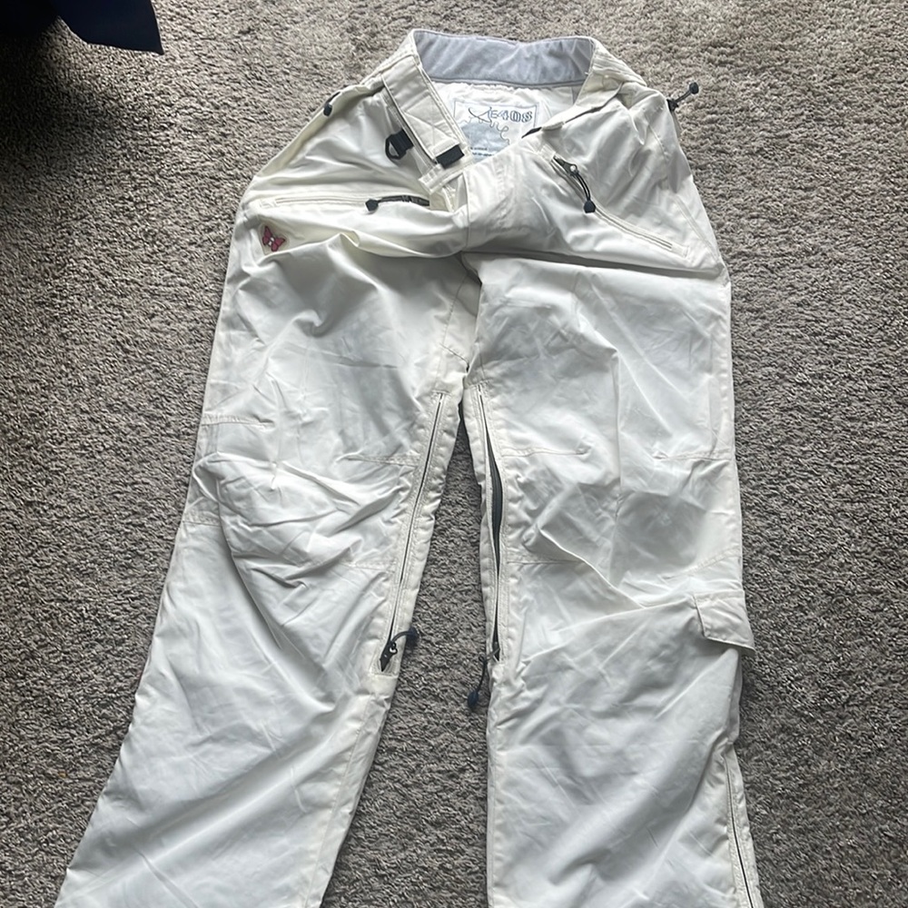 Ski snowboard pants.Brand Turbine.Light gray color.  Good used condition